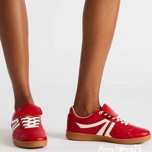 Steve Madden Madrid Sneakers